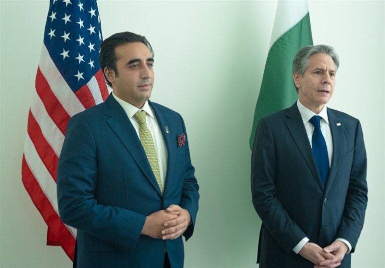 افغانستان؛ محور بحث وزرای خارجه آمریکا و پاکستان
