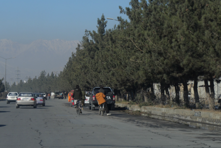 وقوع انفجار در کابل؛ حامد کرزی این انفجار را جنایت ضد بشری عنوان کرد