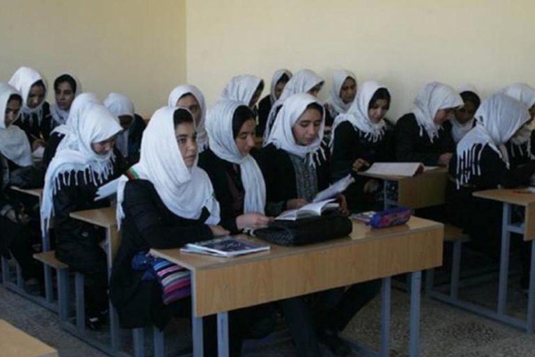 وزارت خارجۀ امریکا: برگشت دختران به مکاتب محور اصلی تعامل ما با طالبان است