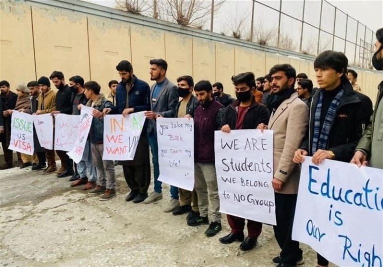 دانشجویان افغان از عدم تمدید روادید تحصیلی هند انتقاد کردند